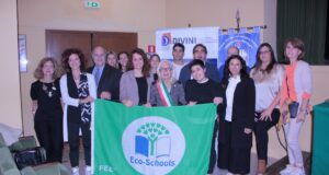La Bandiera verde assegnata al "Divini"