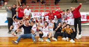 Festa Rhutten per l'approdo ai play off