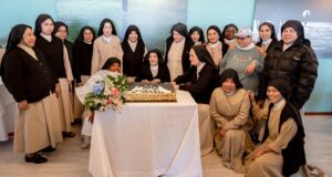 La festa per suor Agnese