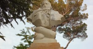Giuseppe Garibaldi, opera di Sestilio Rosa all'interno del Giardino pubblico