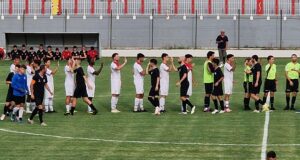 Le due squadre in campo