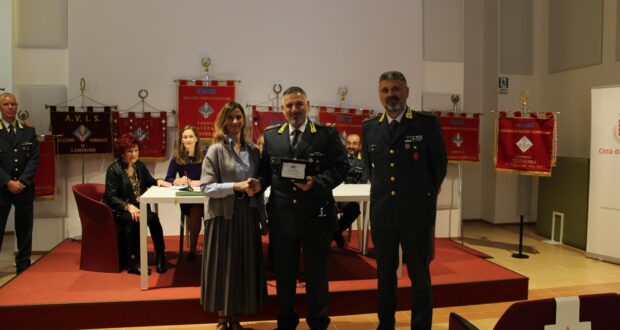 La consegna dell'attestato