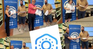 La consegna degli attestati ai partecipanti del primo corso