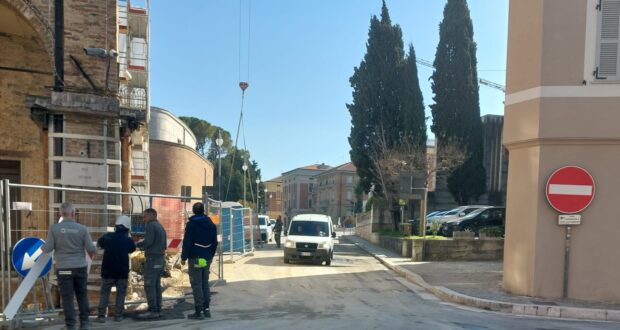 Viabilità: riaperta via Matteotti e tolto il restringimento della carreggiata in viale Eustachio
