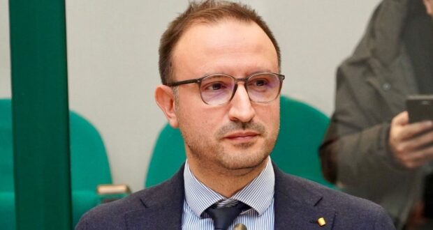 Il consigliere regionale Leonardo Catena