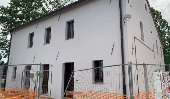 Terremoto: dopo i lavori di recupero torna agibile la dependance di Villa Collio