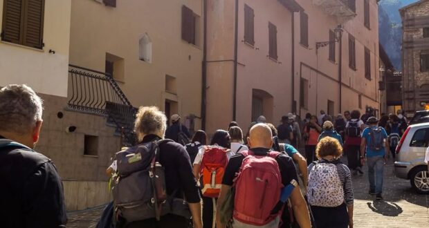Sulle Orme di San Francesco: nuovi trekking tra natura e musei. Domenica 8 agosto visita al museo archeologico e al Muset Museo dell'Elettricità e del Territorio
