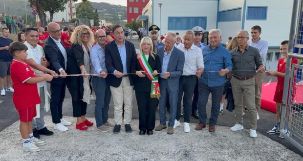 Il taglio del nastro