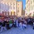 Il gruppo ad Ancona davanti al teatro delle Muse