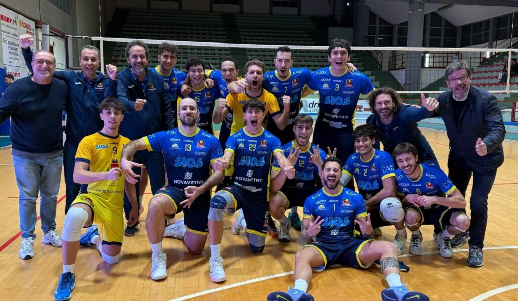 Volley, la Sios Novavetro vince a Forlì e sabato ospita la capolista Loreto al PalaCiarapica (ore 17) La Sios Novavetro dopo il successo di Forlì