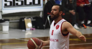 Capitan Giorgio Severini in palleggio