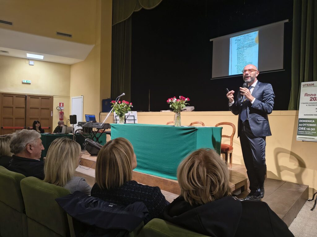 Il direttore artistico dei teatri, Francesco Rapaccioni, ha tenuto la lectio magistralis sul Feronia